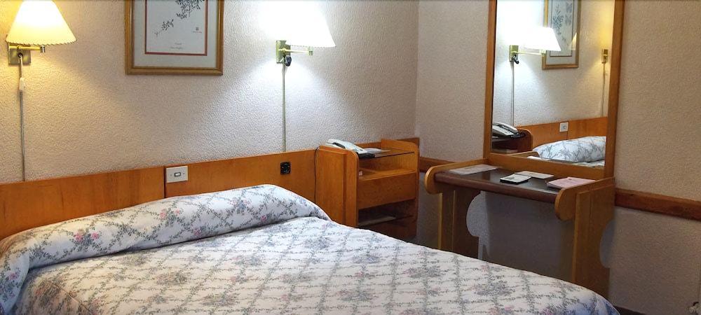 Hotel Tehuelche Esquel Eksteriør billede