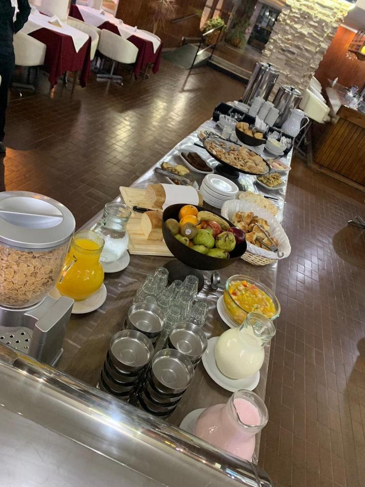 Hotel Tehuelche Esquel Eksteriør billede