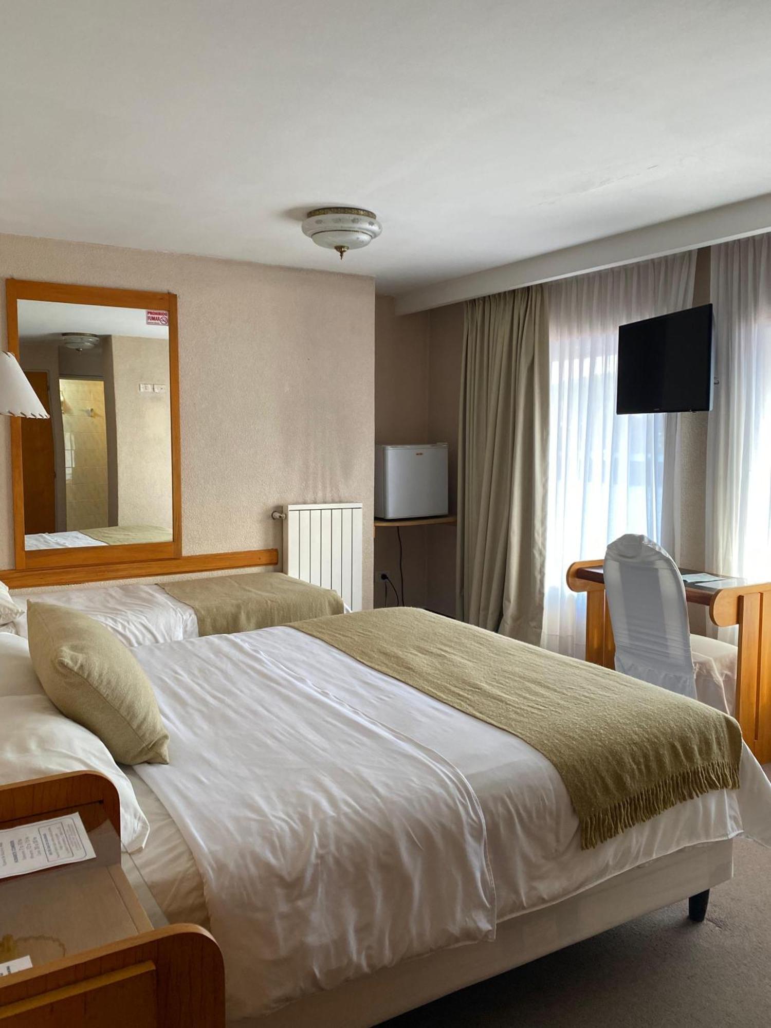 Hotel Tehuelche Esquel Eksteriør billede